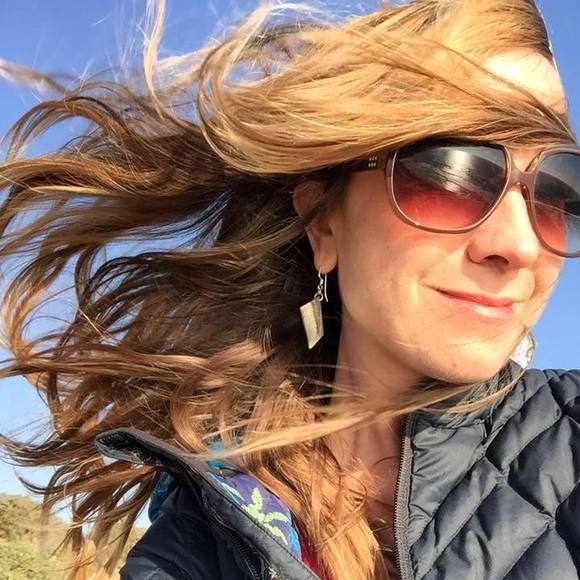 Meet your Posher, Gwen - Picture 1 of 1